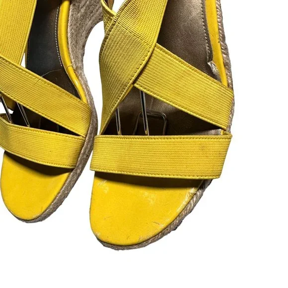 Bandolino Yellow Stretch Fabric Wedge Sandal 10.5M - Picture 3 of 11